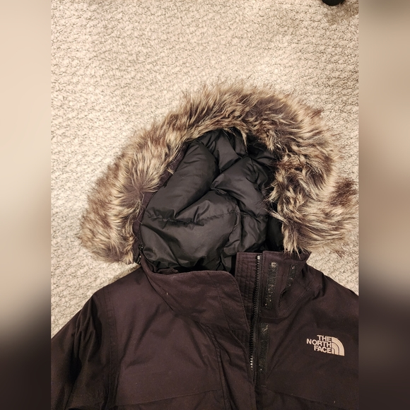 North face Winter Jacket - Picture 3 of 5